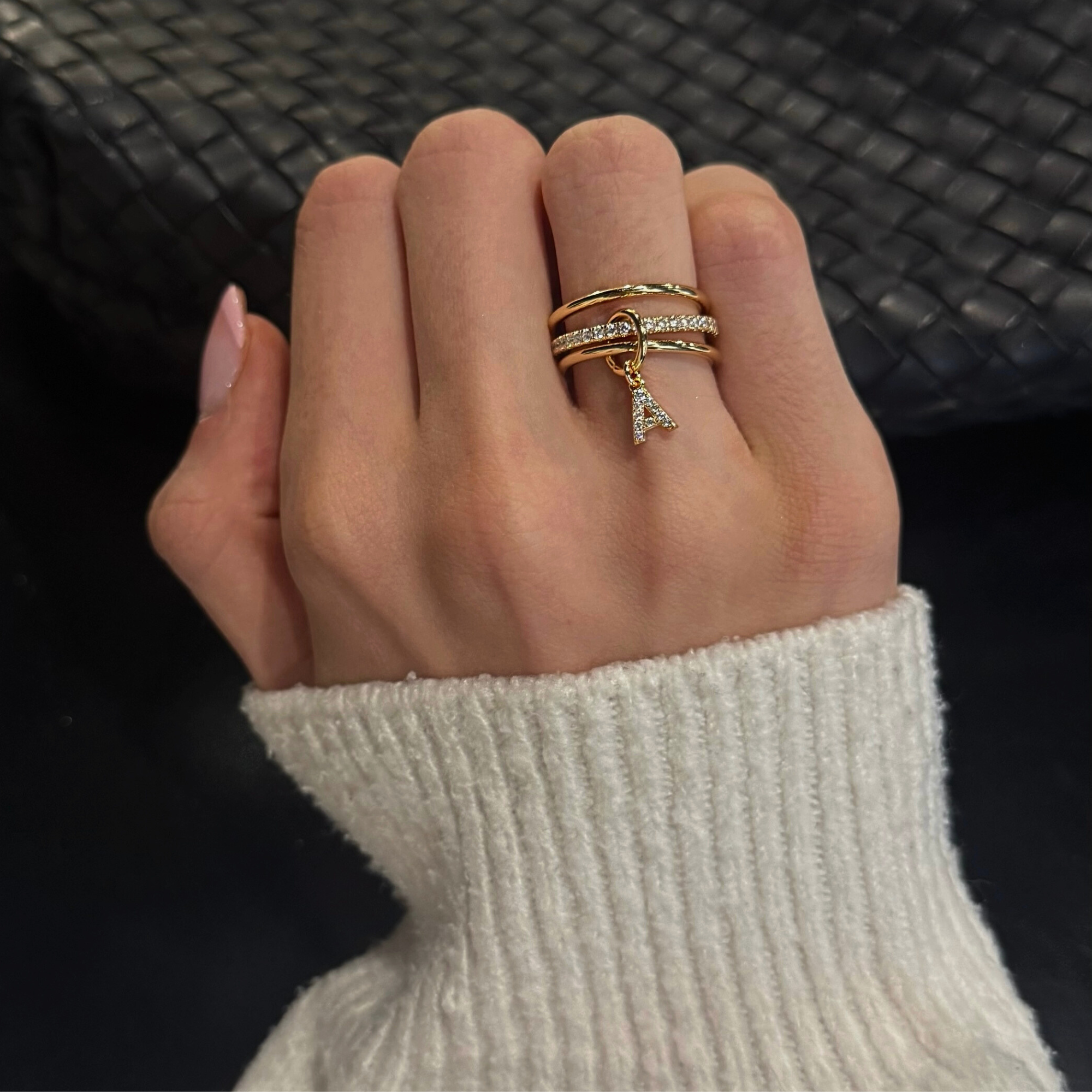 Aurelia Letter Ring - Gold